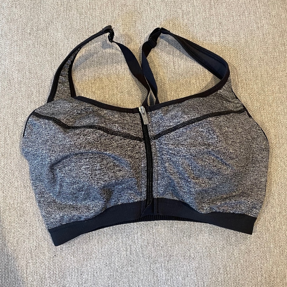 Victoria's Secret Maximum Support Sports Bra